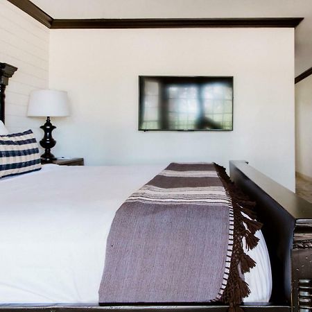 Hillside Boutique Hotel Castroville Luaran gambar