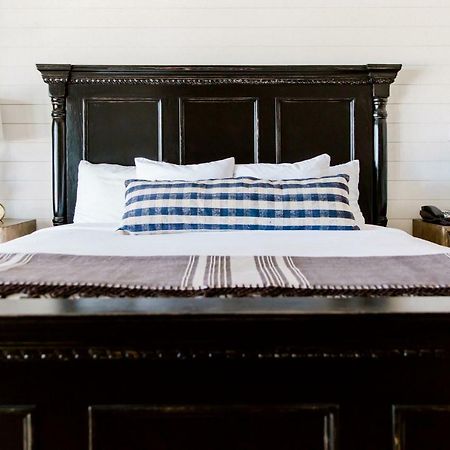 Hillside Boutique Hotel Castroville Luaran gambar