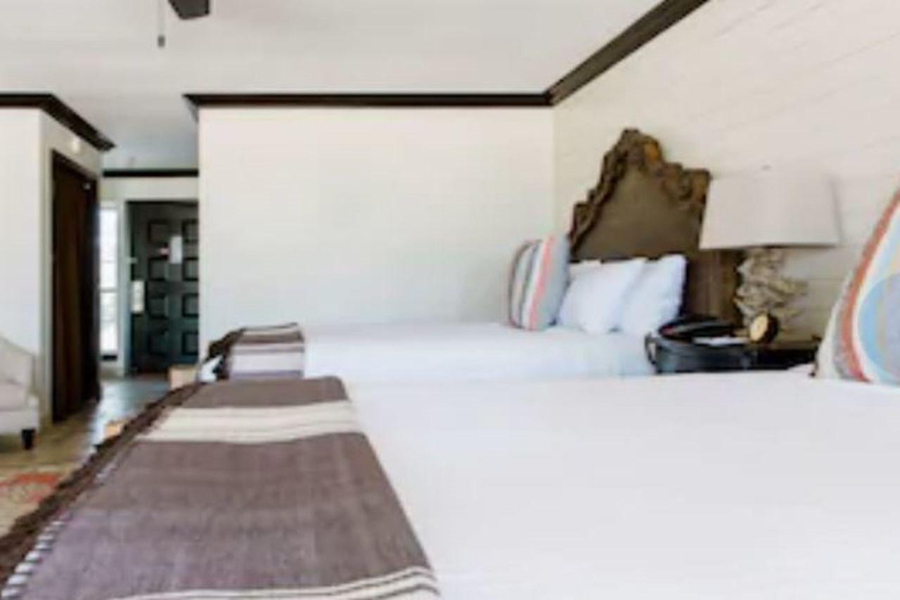 Hillside Boutique Hotel Castroville Luaran gambar