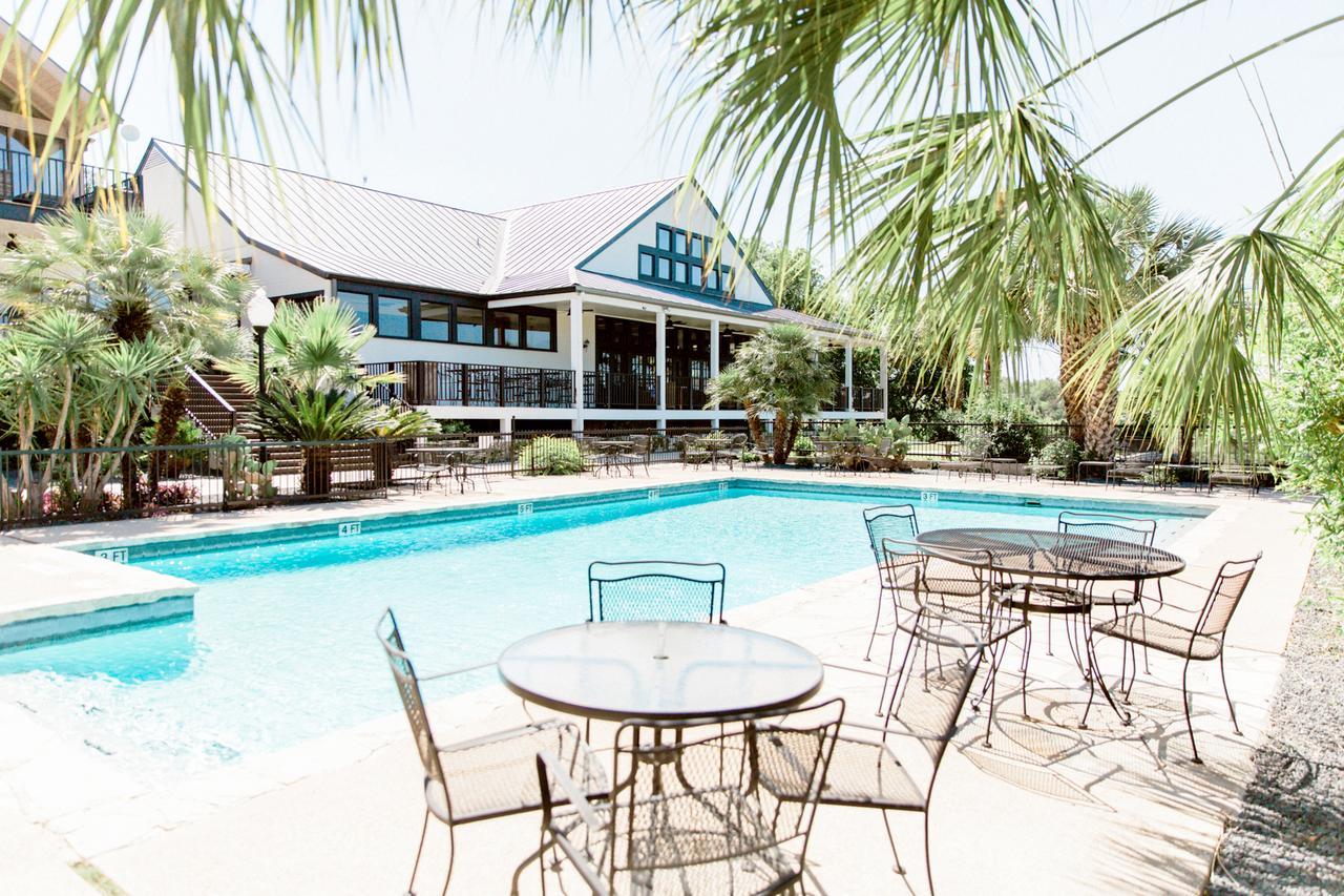 Hillside Boutique Hotel Castroville Luaran gambar