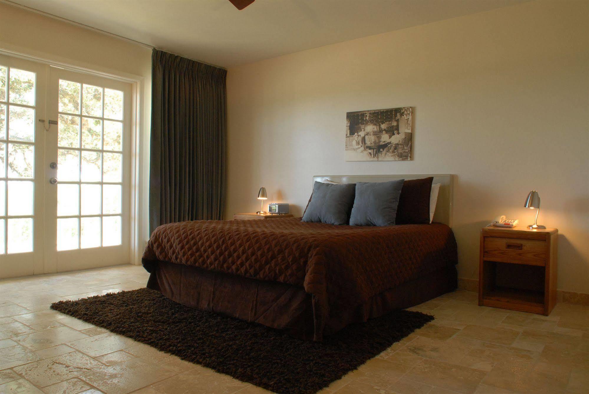Hillside Boutique Hotel Castroville Luaran gambar