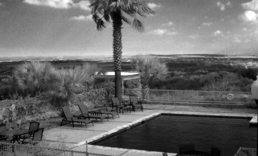 Hillside Boutique Hotel Castroville Luaran gambar